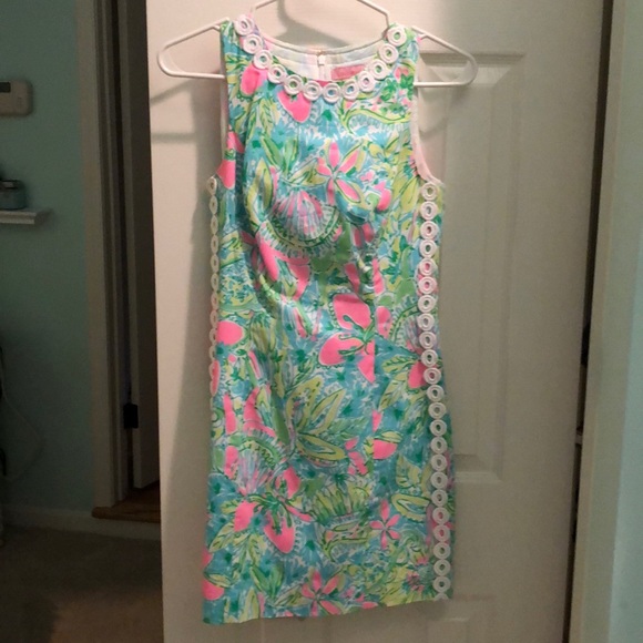 Lilly Pulitzer Dresses & Skirts - 00 Lilly Pulitzer shift dress